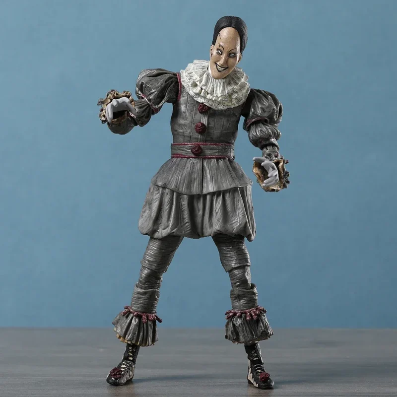 NECA Pennywise the Clown Figure 2
